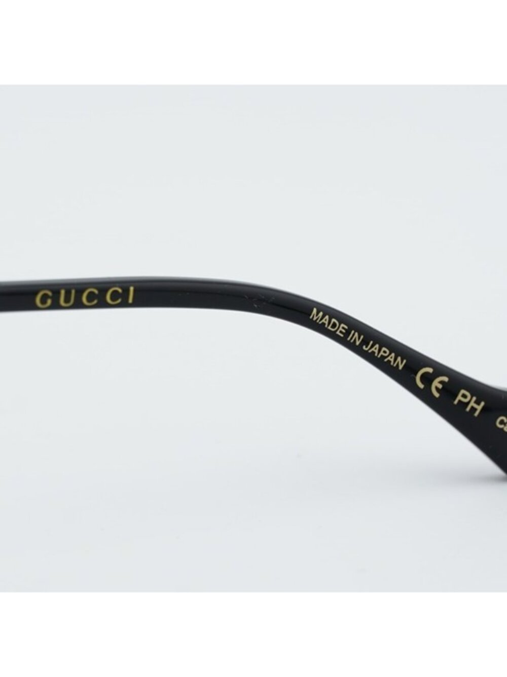 Gucci GG0743S 006 Sunglasses Gold Aviator Frame, Photochromic Lenses - Picture 5 of 11